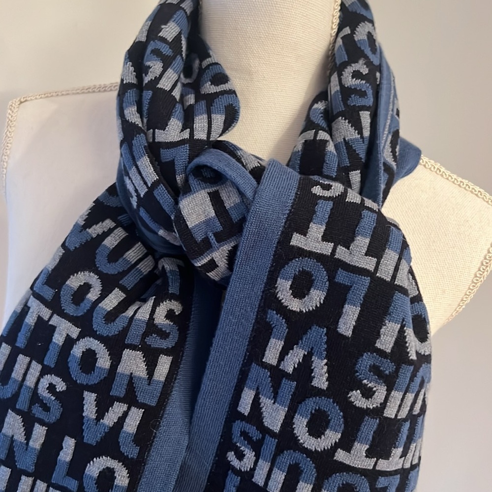 Louis Vuitton Scarf Wool 68” x 12.5” - Picture 2 of 8